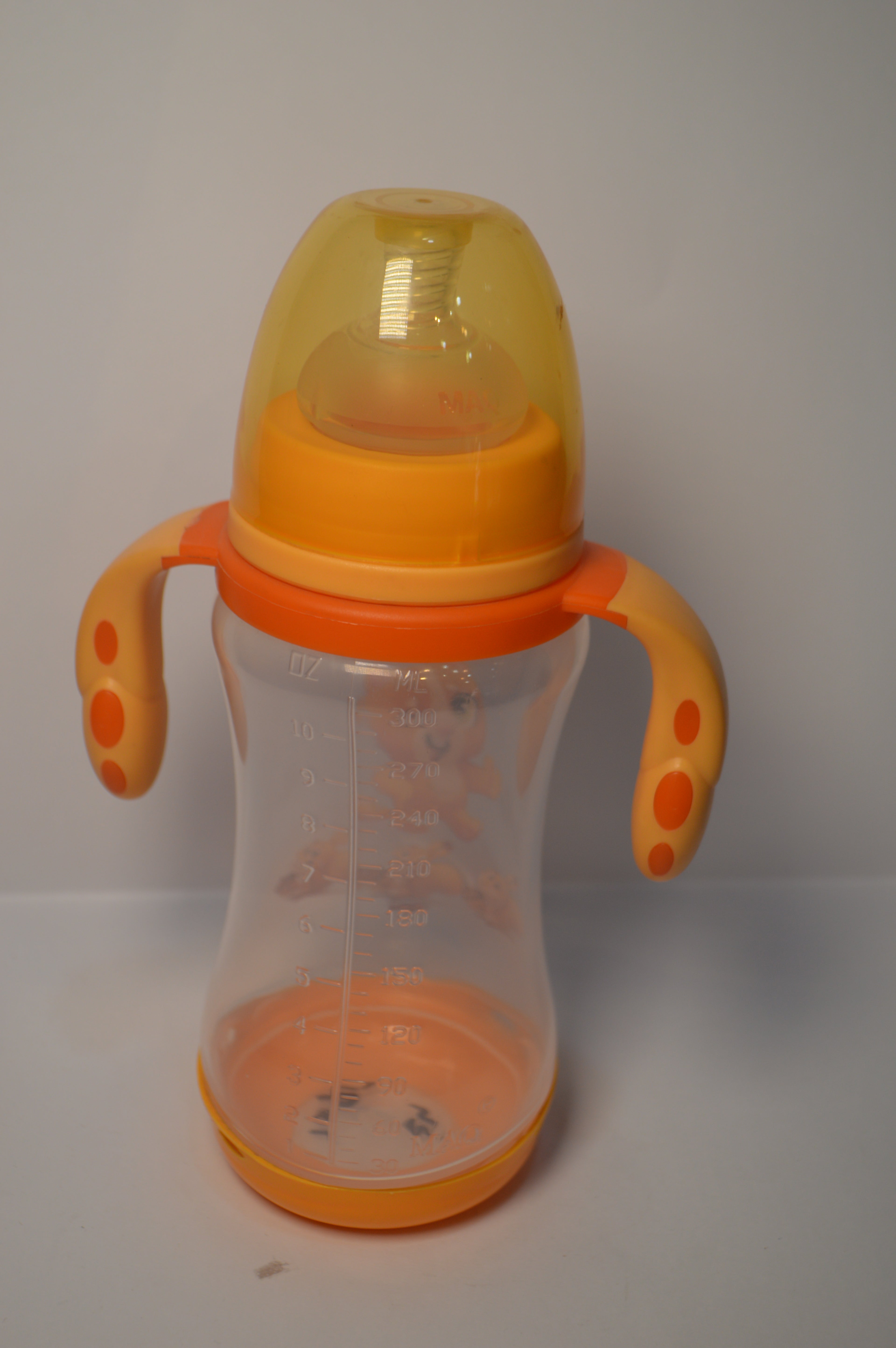 MAQ Playful Kitten Baby Feeding Bottle with Paw-Grip Trainer Handles (Yellow/Orange, 300ml)