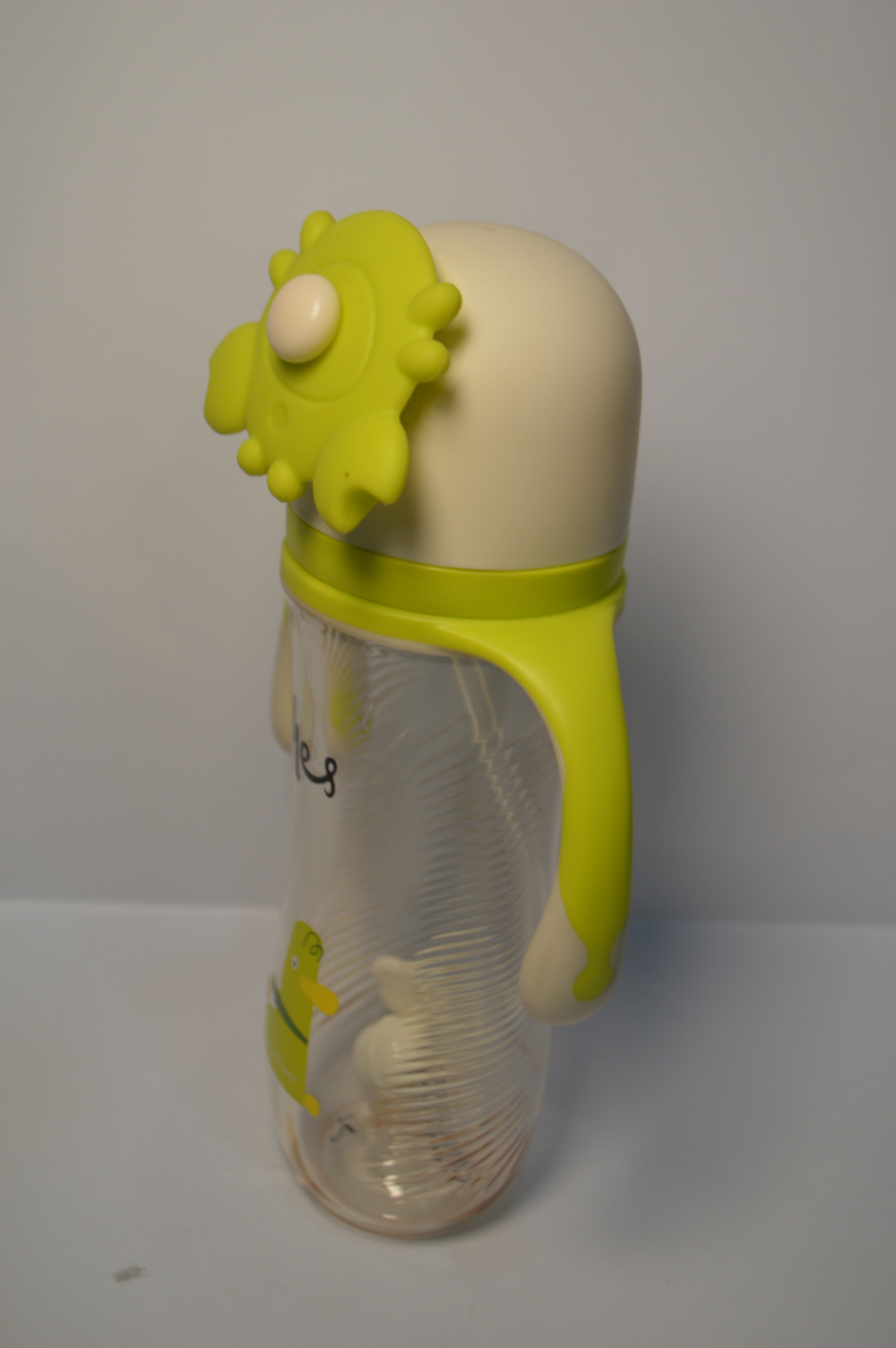 Little Duck Large Capacity Baby Straw Bottle with Crab-Style Flip Cap &amp; Easy-Grip Handles (Lime Green, 300ml)