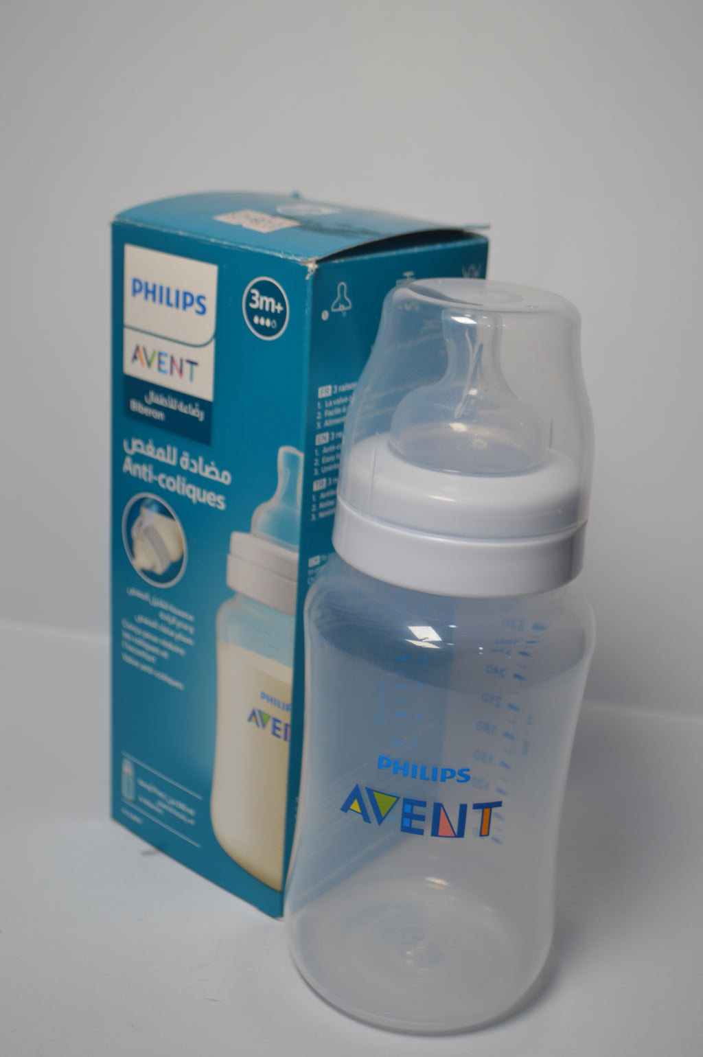 Philips Avent Anti-Colic Baby Bottle – Newborn Starter Feeder (Clear, 125ml / 4oz)