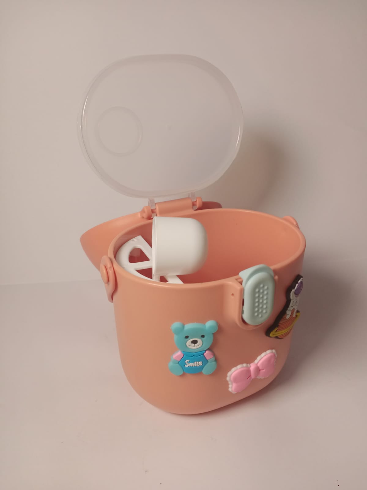 Cosmo-Bear Portable Kids Snack Box – Leakproof Baby Formula Case with Swivel Handle